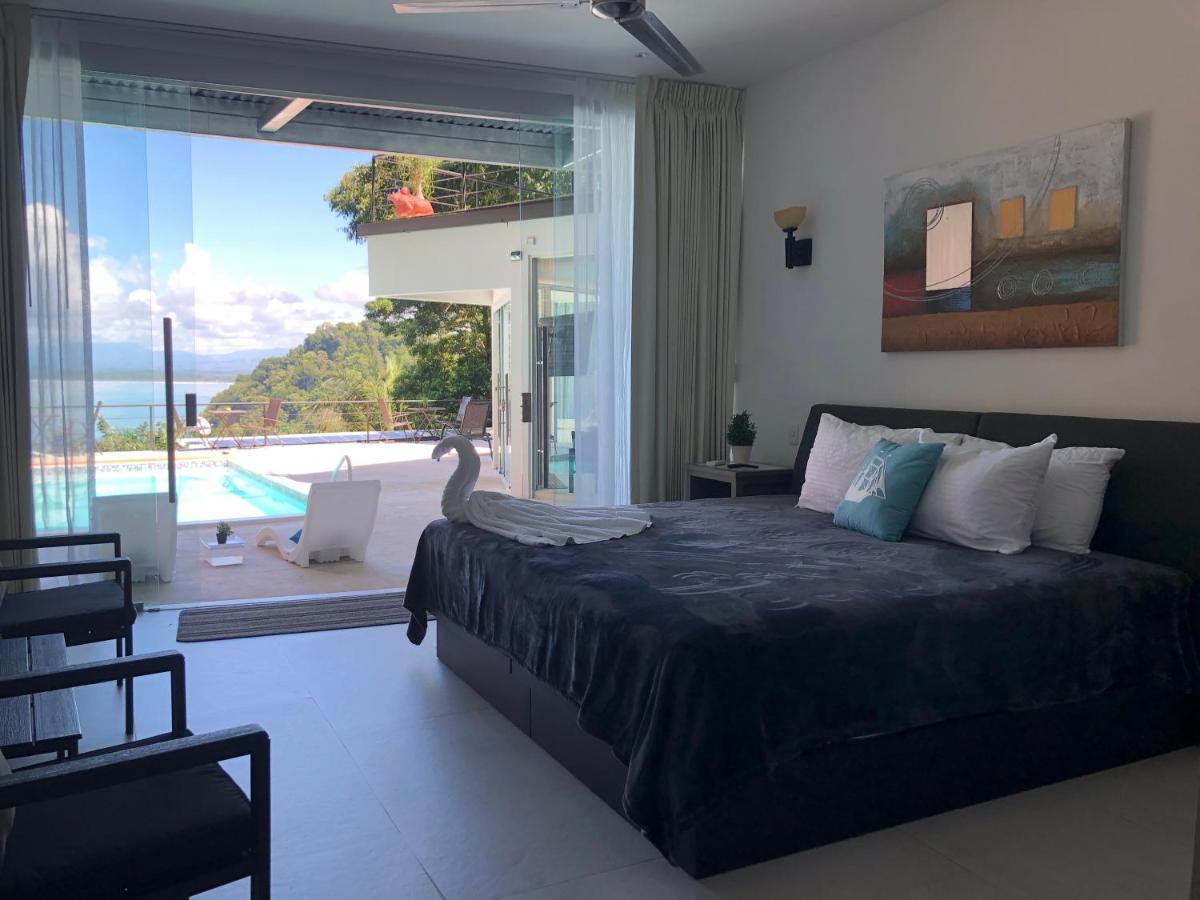 Vista Ocean Suites Boutique Event Venue Hotel 4*